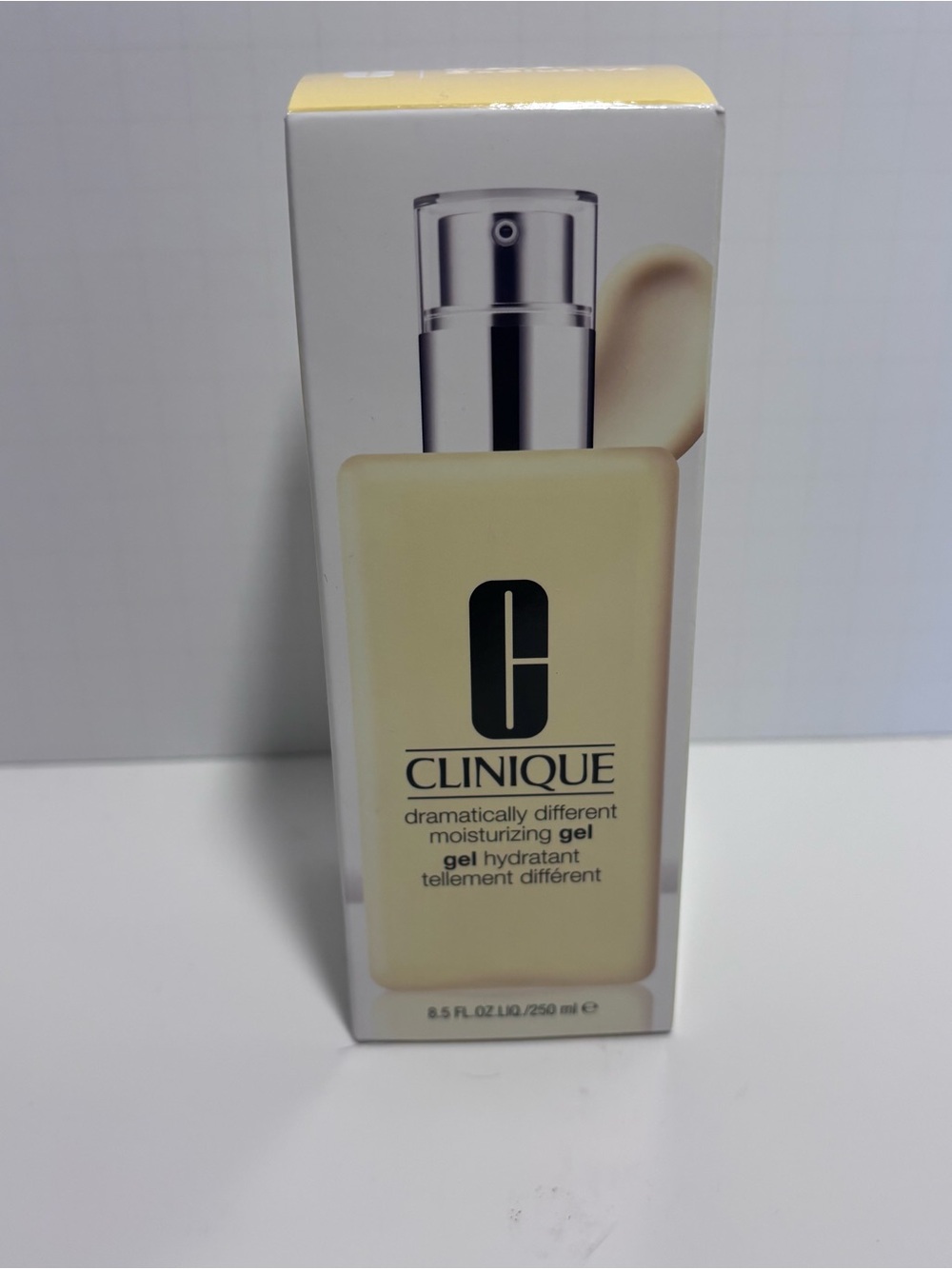 Clinique Dramatically Different Moisturizing Gel -New in Box-Never used